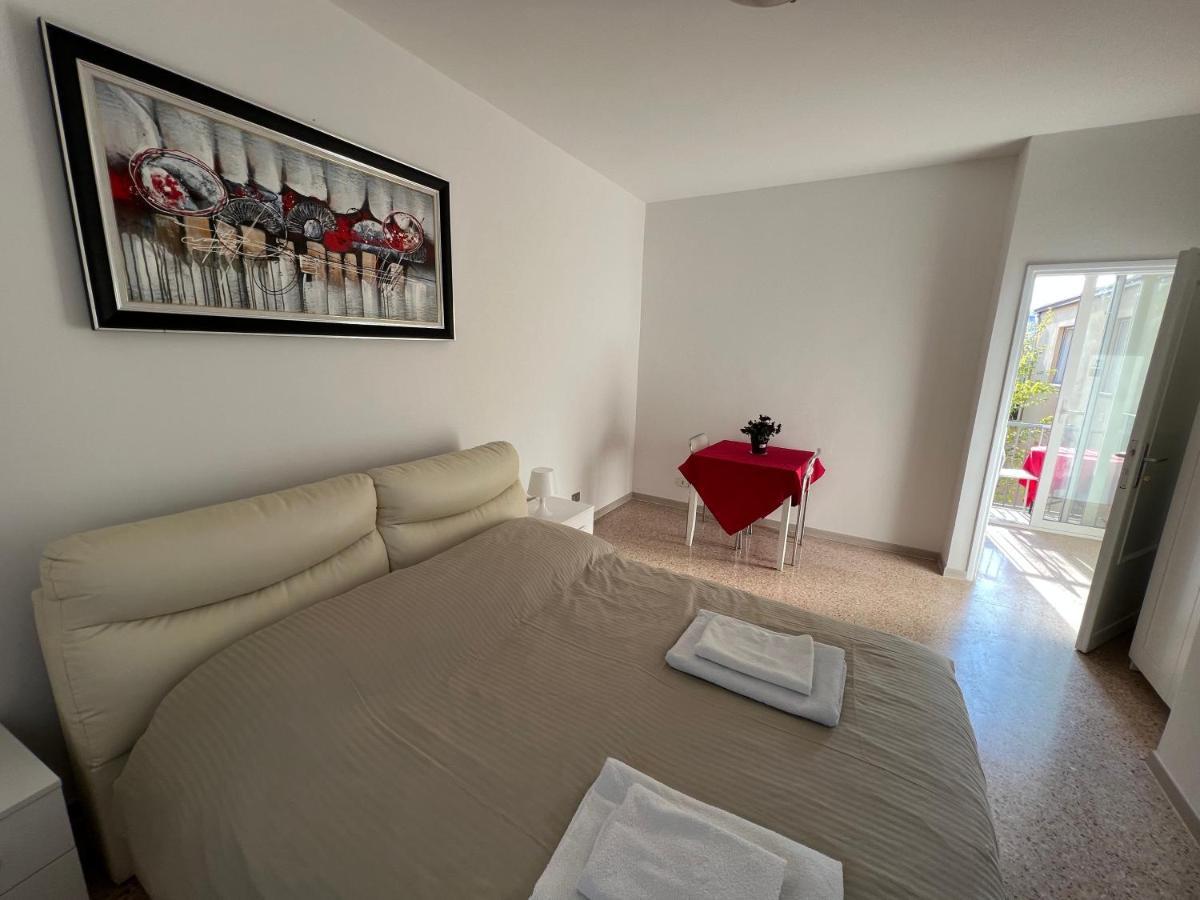 Casa Roma Rooms& Apartmens Padova Exterior photo