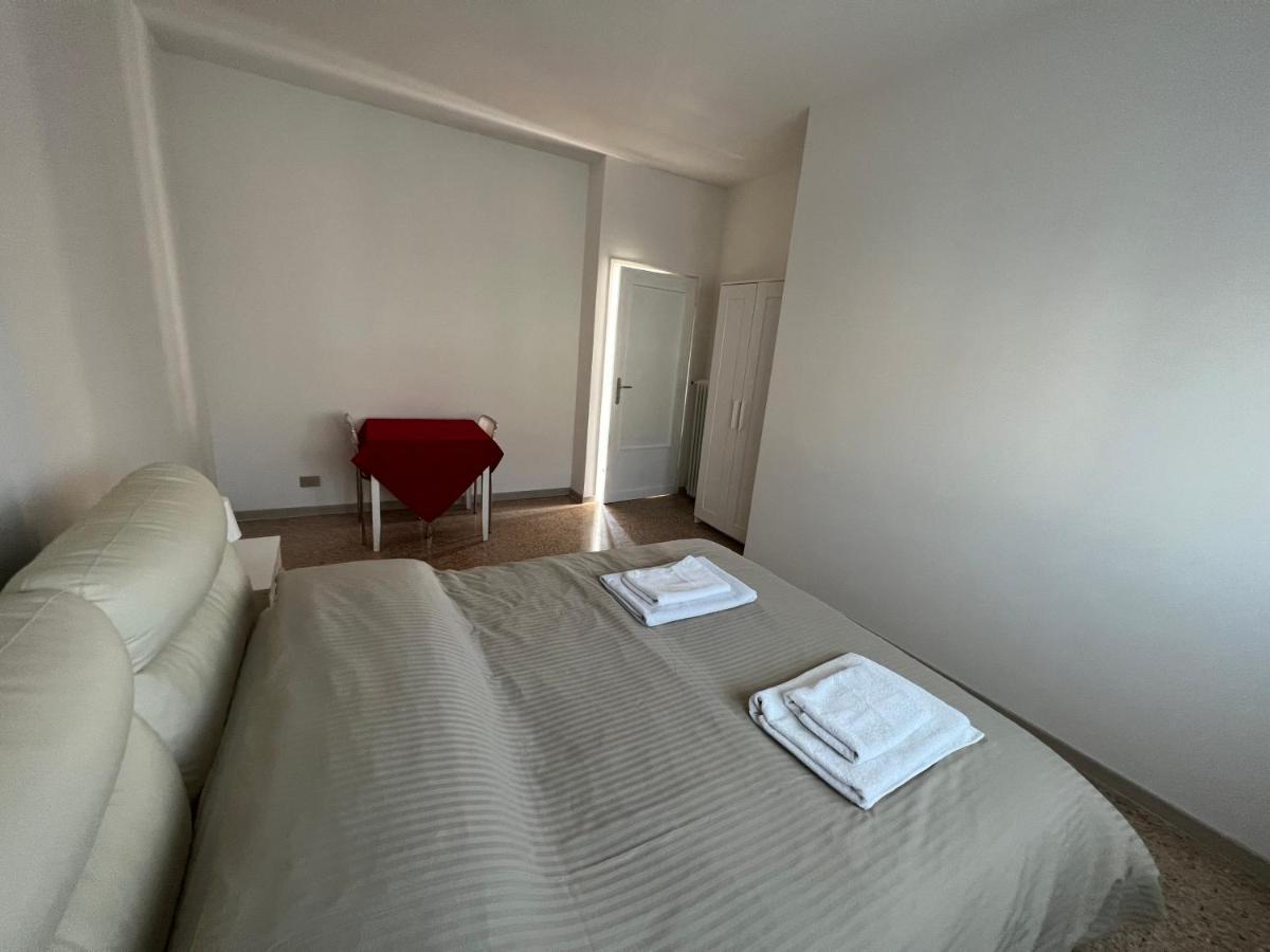 Casa Roma Rooms& Apartmens Padova Exterior photo